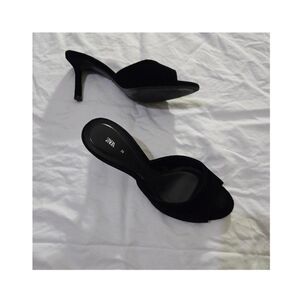 Zara Mule velvet mule heels, size 8